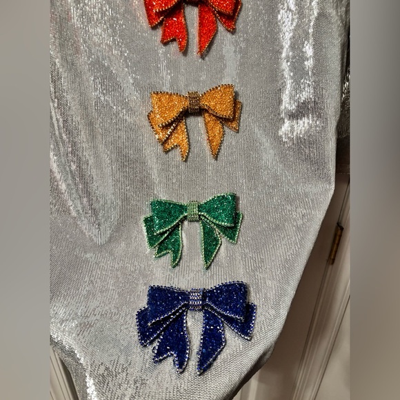 QUEEN OF SPARKLES Silver Mini Dress with Colorful Bows size XL - Picture 5 of 10